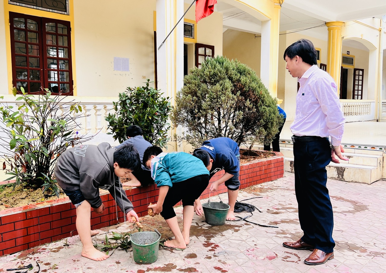 HƯỞNG ỨNG NGÀY TẾT TRỒNG CÂY – VÌ MỘT TƯƠNG LAI XANH! 🌿